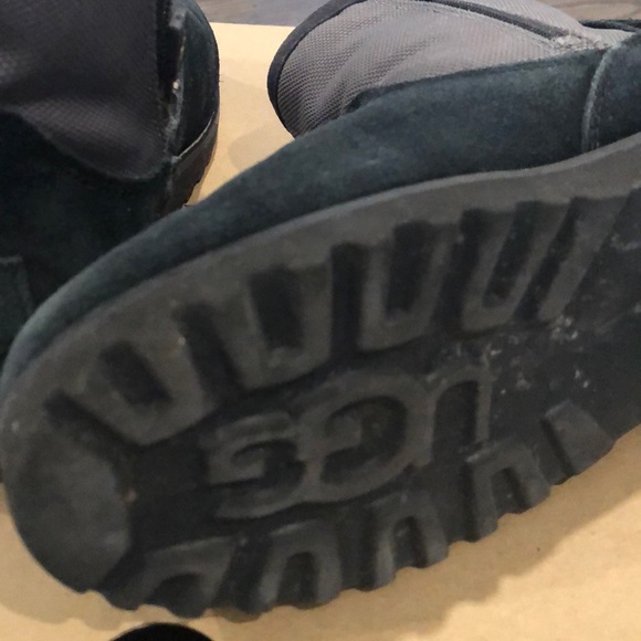 UGG Boots - children - Picture 8 of 10